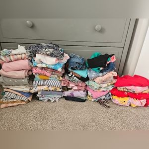 Baby girl clothes. Everything for 50$(size 12m to 24m)